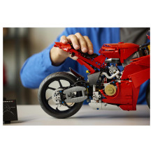 LEGO Technic Ducati Panigale V4 S motociklas