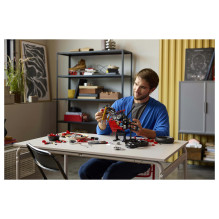 LEGO Technic Ducati Panigale V4 S motociklas