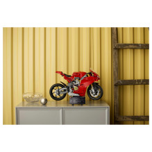 LEGO Technic Ducati Panigale V4 S motociklas