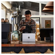 HP ProBook 445 G9