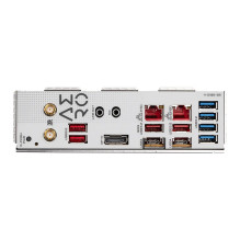 GIGABYTE TRX50 AERO D motherboard