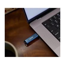 SanDisk iXpand USB flash drive SanDisk iXpand USB flash drive