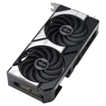 ASUS dvigubas RTX5070-O12G