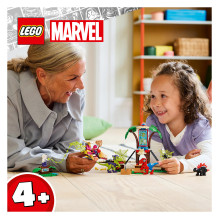 LEGO Spidey ir Gobby raptorių mūšis Tree House būstinėje LEGO Spidey ir Gobby raptorių mūšis Tree House būstinėje