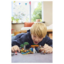 LEGO Minecraft The Armadillo Mine Expedition LEGO Minecraft The Armadillo Mine Expedition