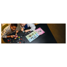 LEGO DREAMZzz Cooperio tigro robotas ir Zero greitasis automobilis LEGO DREAMZzz Cooperio tigro robotas ir Zero greitasis automobilis