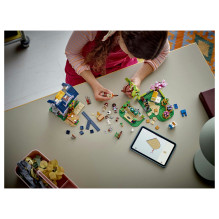 LEGO Friends Beekeepers' House and Flower Garden