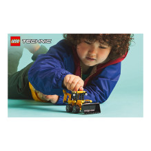 LEGO Technic Backhoe Loader LEGO Technic Backhoe Loader