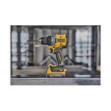 DeWALT DCD800E2T-QW drill