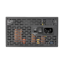 „Thermaltake Toughpower PF1“ maitinimo blokas