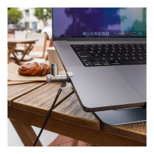 TARGUS MACBOOK PRO CABLE LOCK TARGUS MACBOOK PRO CABLE LOCK