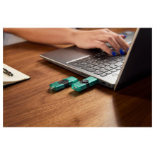 Kingston Technology DataTraveler DuoG2 USB flash drive Kingston Technology DataTraveler DuoG2 USB flash drive