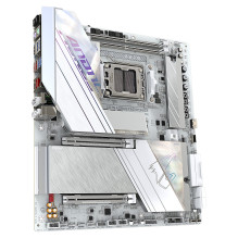 GIGABYTE X870 AORUS TACHYON ICE