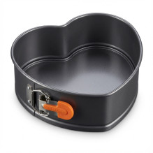 „Le Creuset“ širdelės...