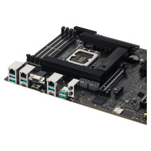 Asus Pro WS W880-ACE SE