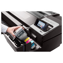 HP Designjet T1700dr 44 colių „PostScript“ didelio formato spausdintuvas HP Designjet T1700dr 44 colių „PostScript“ didelio formato spausdintuvas