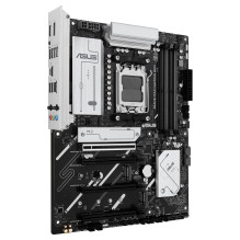 „Asus B650E Max Gaming“ belaidis internetas