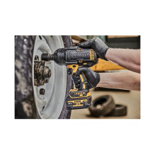 DeWALT DCF900P2G-QW elektrinis atsuktuvas / smūginis suktuvas DeWALT DCF900P2G-QW elektrinis atsuktuvas / smūginis suktuvas