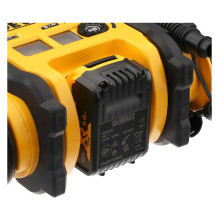 DeWALT DCC018N oro kompresorius DeWALT DCC018N oro kompresorius