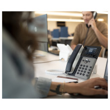 HP Poly Edge E320 ir PoE palaikantis IP telefonas