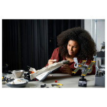 LEGO ICONS NASA Space Shuttle Discovery