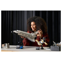 LEGO ICONS NASA Space Shuttle Discovery