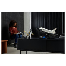 LEGO ICONS NASA erdvėlaivis „Discovery“