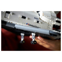 LEGO ICONS NASA Space Shuttle Discovery