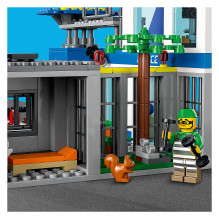 LEGO City Police Station LEGO City Police Station