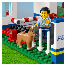 LEGO City Police Station LEGO City Police Station