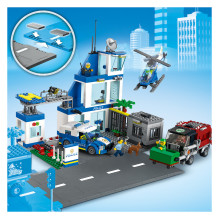 LEGO City Police Station LEGO City Police Station