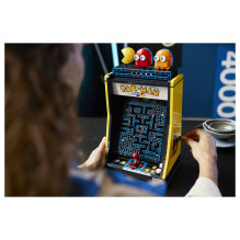 LEGO ICONS PAC-MAN Arcade