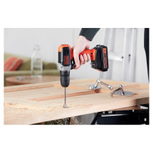 „Black Decker BCD001C1-QW“ gręžtuvas „Black Decker BCD001C1-QW“ gręžtuvas