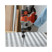 „Black Decker BCD900E2K-QW“ gręžtuvas „Black Decker BCD900E2K-QW“ gręžtuvas