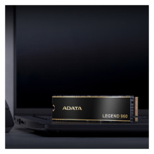 ADATA LEGEND 960 ADATA LEGEND 960