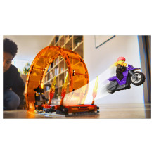 LEGO City Double Loop Stunt Arena