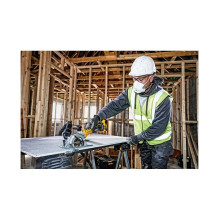 DeWALT DCS691N-XJ nešiojamasis diskinis pjūklas