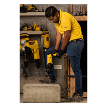 DeWALT D25133K rotary hammer DeWALT D25133K rotary hammer