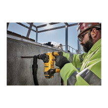 DeWALT D25333K-QS rotary hammer