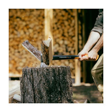 Fiskars X serijos X24 kirvio įrankis Fiskars X serijos X24 kirvio įrankis