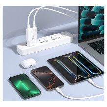 Equip 245524 mobile device charger