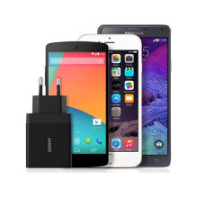 Anker A2021313 mobile device charger Anker A2021313 mobile device charger