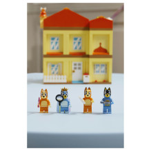 LEGO Bluey šeimos namas LEGO Bluey šeimos namas