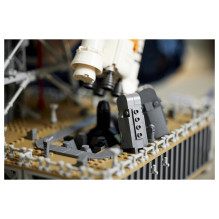 LEGO ICONS NASA Artemis Space Launch System