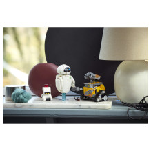LEGO Disney WALL-E ir EVE LEGO Disney WALL-E ir EVE