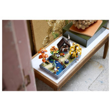 LEGO ICONS Rudens namelio sodas 11372