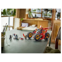 LEGO NINJAGO nindzių kovos transporto priemonė LEGO NINJAGO nindzių kovos transporto priemonė
