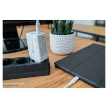 Alcasa PCA-W007W mobile device charger Alcasa PCA-W007W mobile device charger