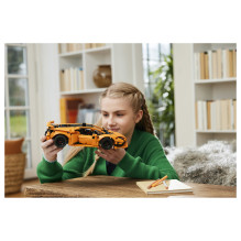 LEGO Technic Lamborghini Huracán Tecnica Orange