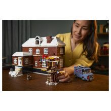 LEGO Ideas Home Alone
